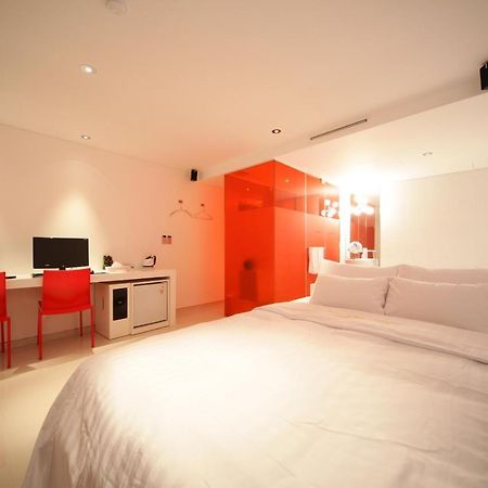 Hotel Pop Jongno Сеул Екстериор снимка