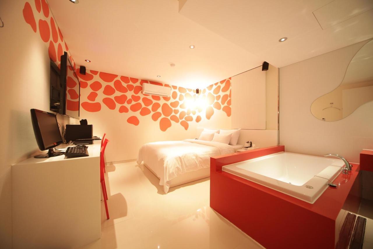 Hotel Pop Jongno Сеул Екстериор снимка