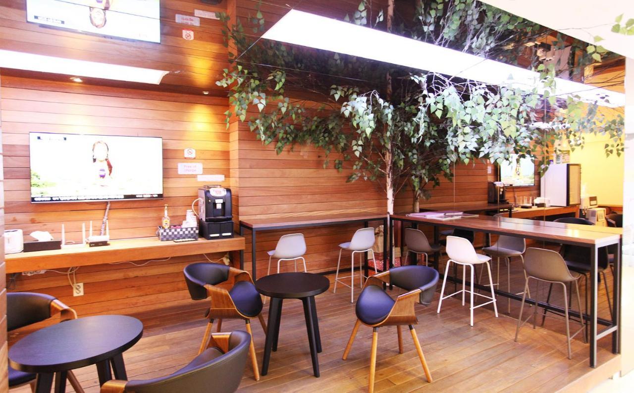 Hotel Pop Jongno Сеул Екстериор снимка